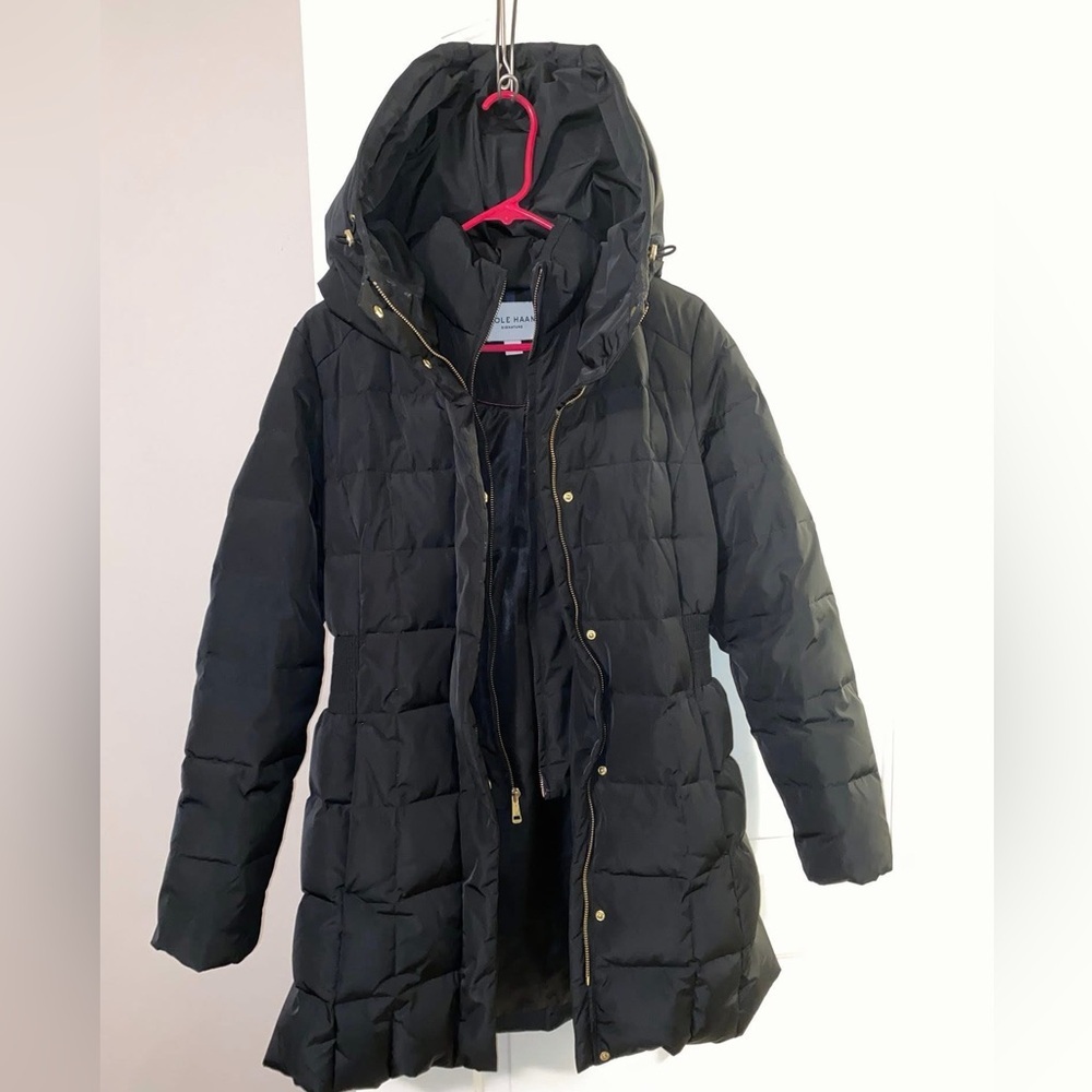 Cole Haan • Signature Puffer Coat Black Size Small - Picture 3 of 3